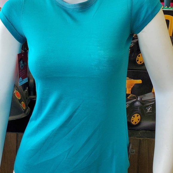 Solid Short Sleeve Tee - Picture 5 of 5